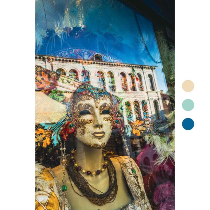 venice-mask-reflection